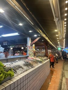 パトンビーチシーフードレストラン